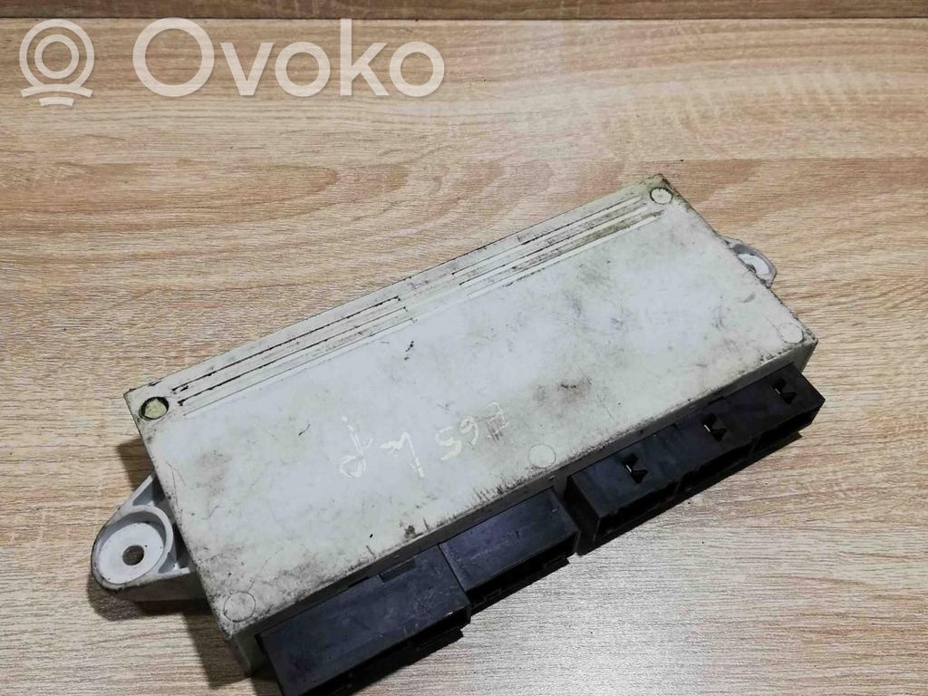 Oven ohjainlaite/moduuli   6964141