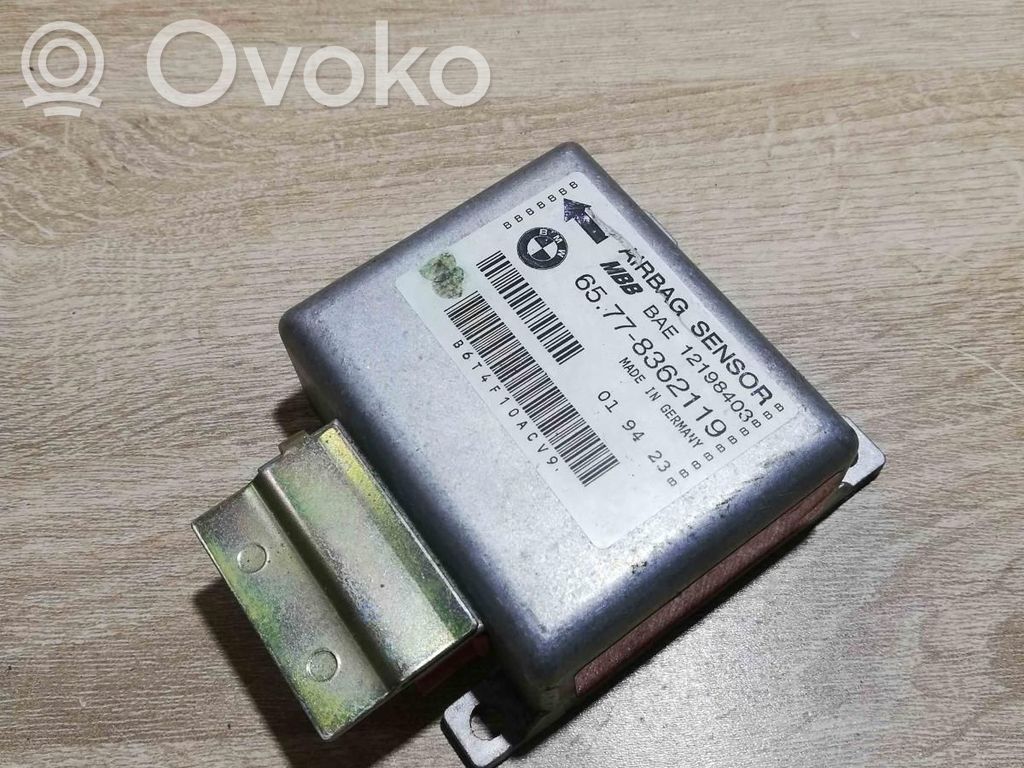Unidad de control/módulo del Airbag   8362119