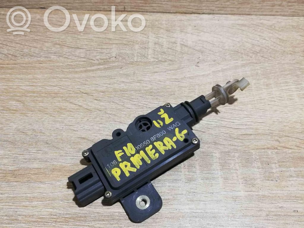 Nissan Primera Centrālās atslēgas motoriņš 