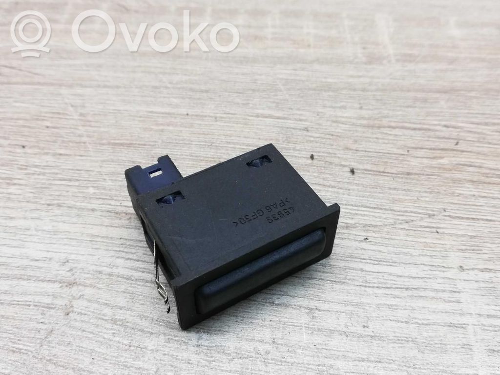Interruptor de control de tracción (ASR)   8363694