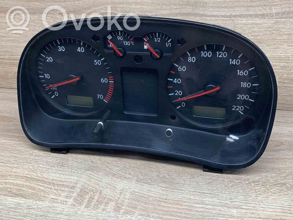 Volkswagen Golf IV Vitezometru (grup de instrumente) 