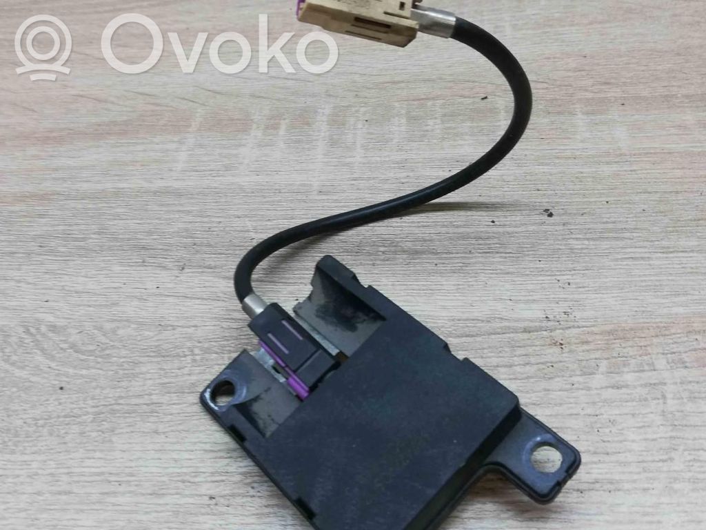 BMW 7 E65 E66 Amplificatore antenna 