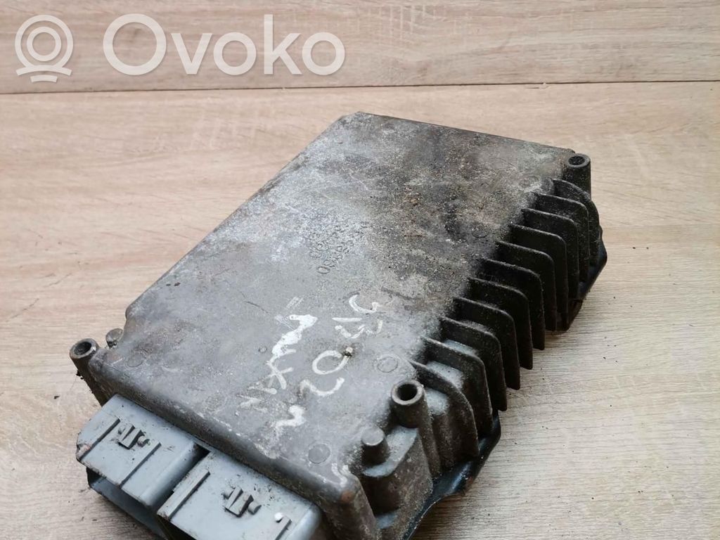 Komputer / Sterownik ECU silnika   04748431AF,809880