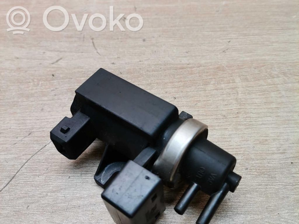 Vakuumo vožtuvas   72279601