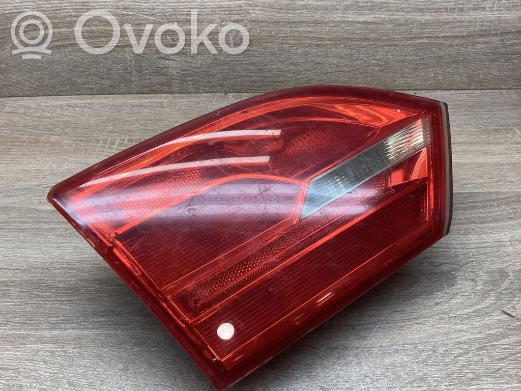 Lampa tylna   16D945093