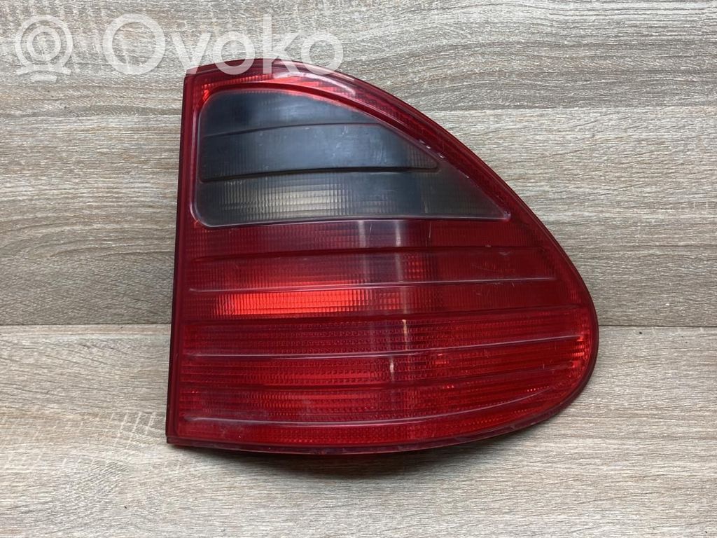 Mercedes-Benz E W210 Luci posteriori 