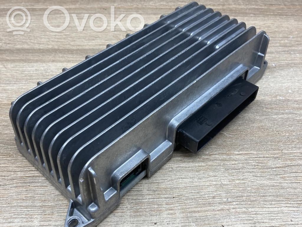 Audi A6 S6 C6 4F Wzmacniacz audio