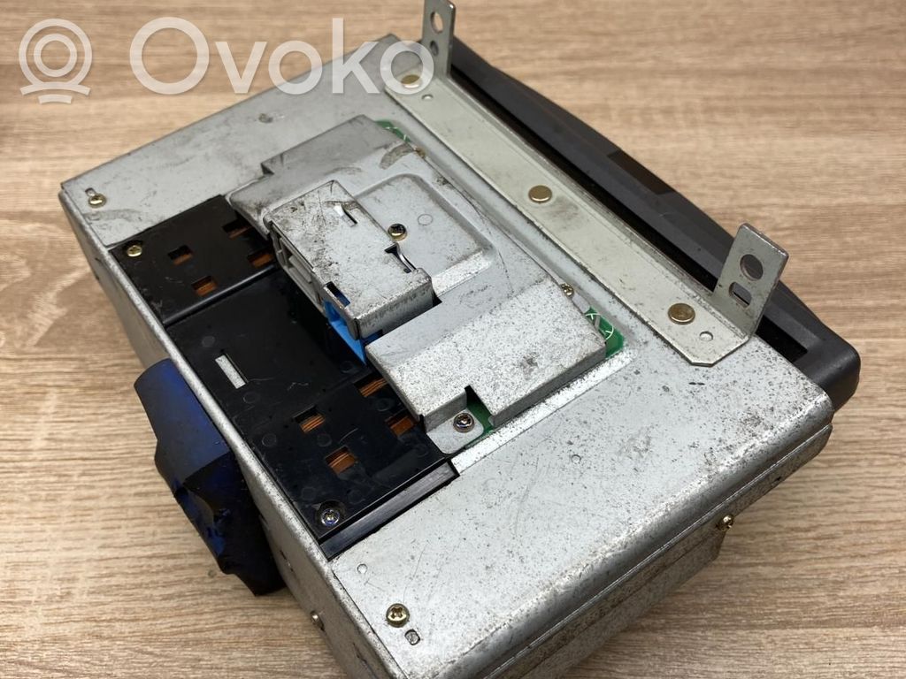 Monitor / wyświetlacz / ekran   8673822,24240075