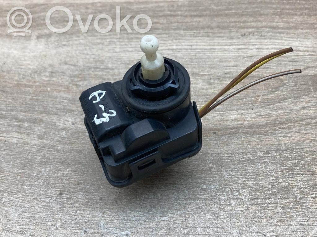 Audi A3 S3 8L Motorino di regolazione assetto fari 