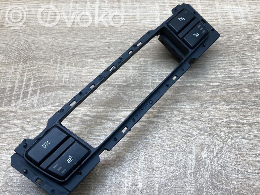 Seat heating switch   9137883,502230,9140333