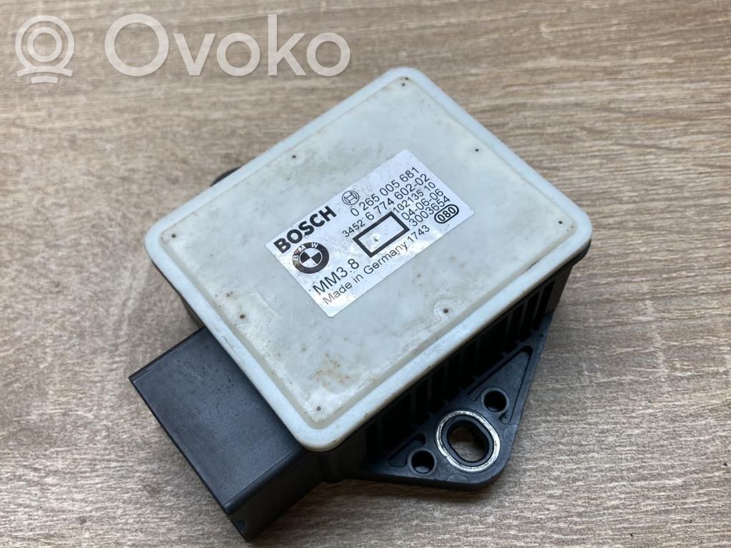ESP Drehratensensor Querbeschleunigungssensor   6774602,0265005681