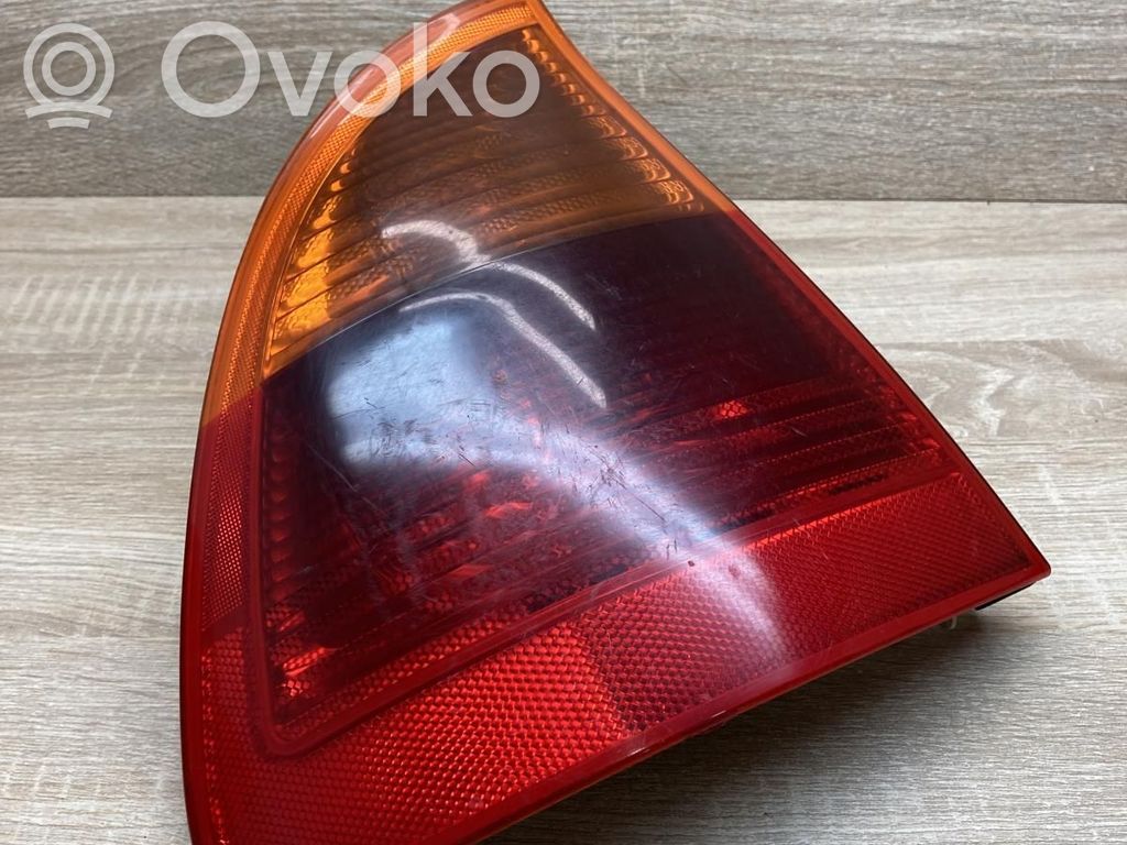 BMW 3 E46 Lampă spate în caroserie 