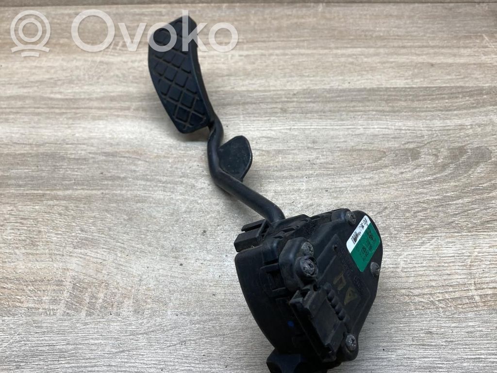 Gaspedal   8E2721523A