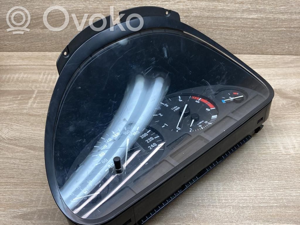 BMW 5 E39 Vitezometru (grup de instrumente) 