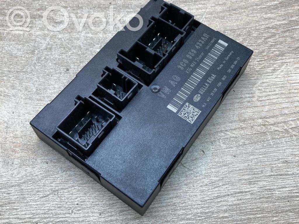 Volkswagen PASSAT B6 Modul confort 