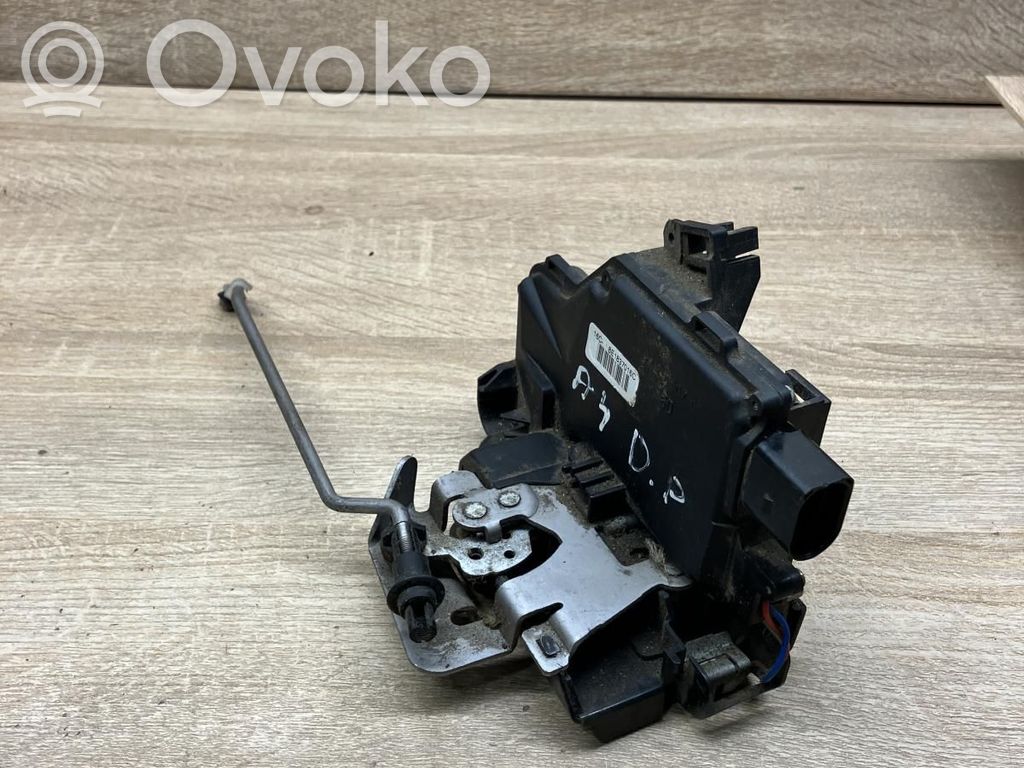 Audi A4 S4 B6 8E 8H Serratura portiera anteriore