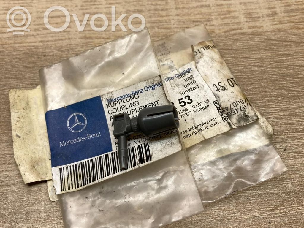 Mercedes-Benz C W202 Tuyau sous vide