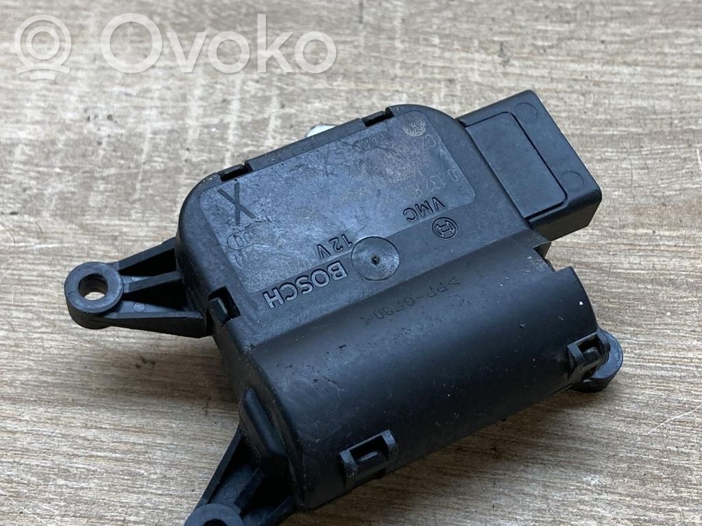 Volkswagen PASSAT B6 Motorino attuatore aria 