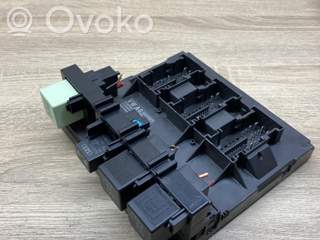 Volkswagen PASSAT B7 Module confort