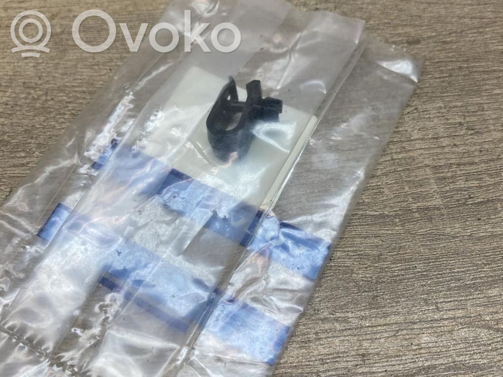 Volvo V70 Alte piese compartiment motor