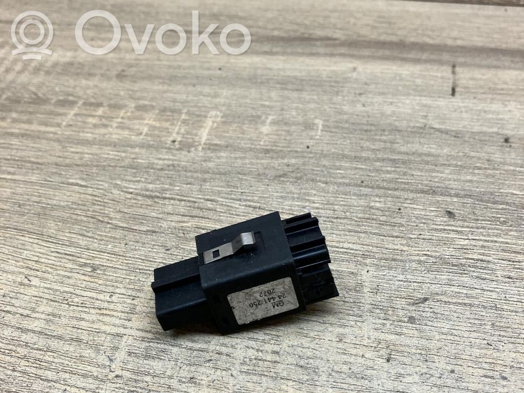 Opel Vectra C Comutator lumini pericol