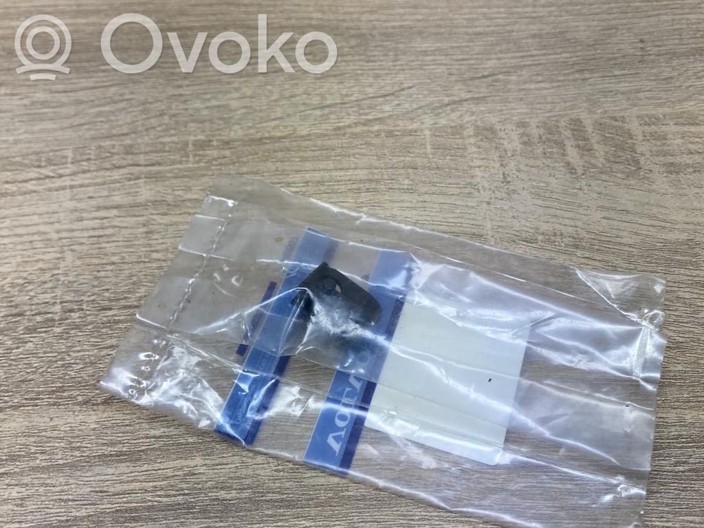 Volvo V70 Alte piese compartiment motor