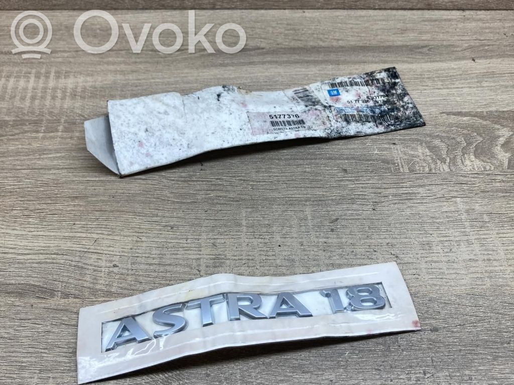 Opel Astra H Logo/emblema portiera posteriore 