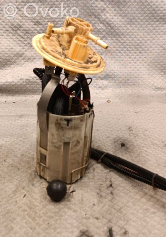 Bomba interna de combustible