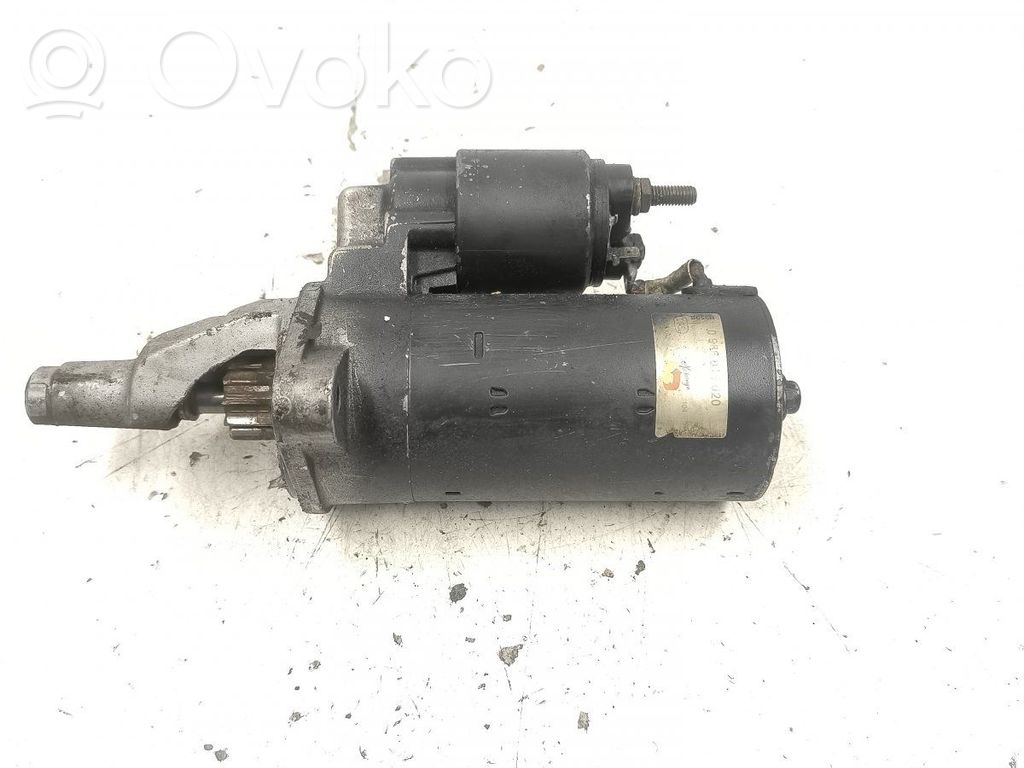 Audi A4 S4 B6 8E 8H Rozrusznik 