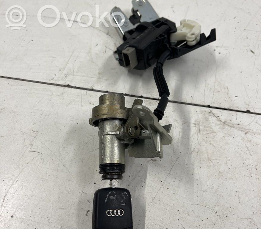 Tailgate/trunk/boot lock/catch/latch