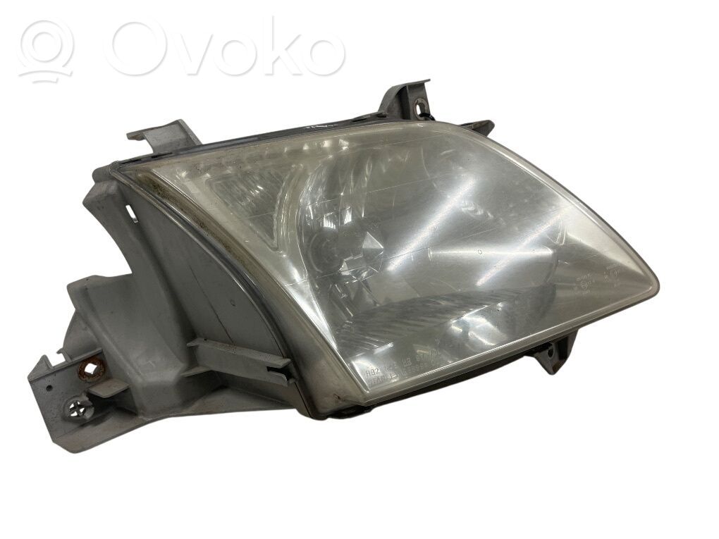 Headlight/headlamp   R6899