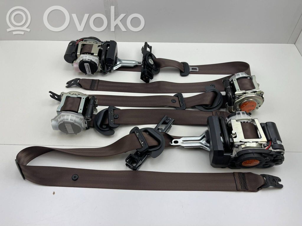 Porsche Cayenne (9Y0 9Y3) Set cinture di sicurezza 