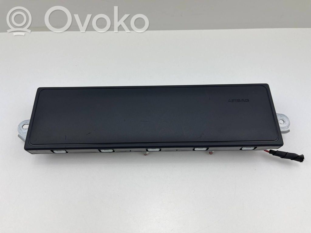 Audi Q4 e-tron Polviturvatyyny 