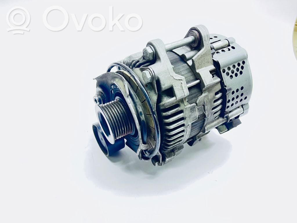 BMW 5 G30 G31 G38 Generatorius 