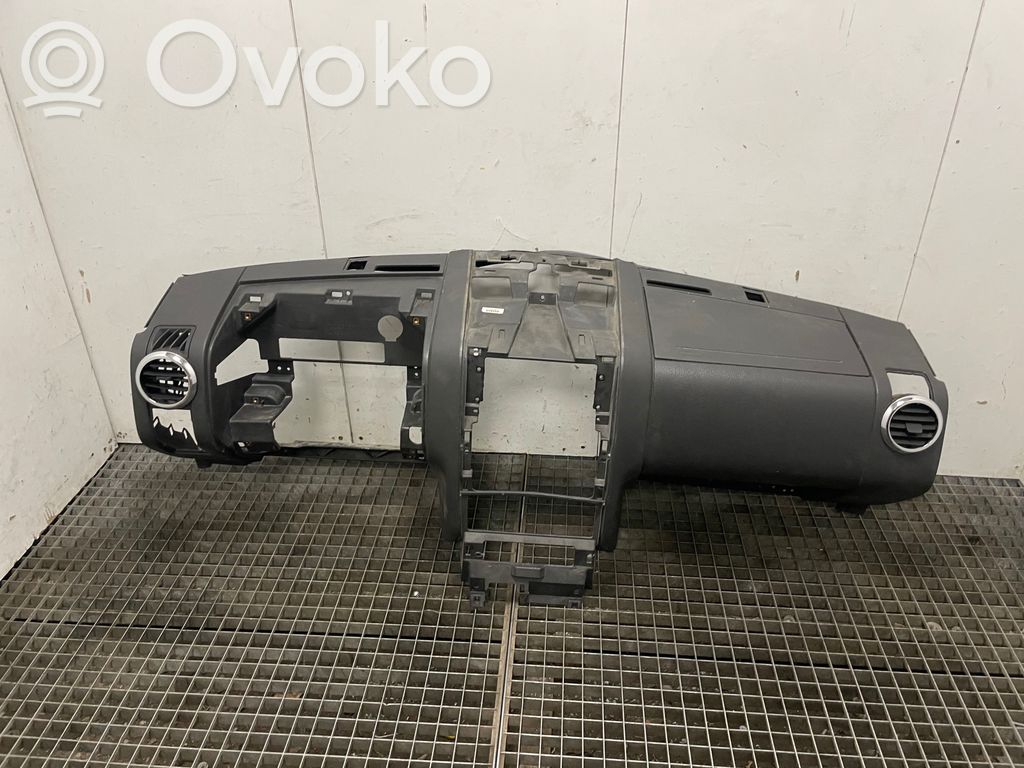 Panelė   VP6L2X7804326,44ZG25912,B8BJ0B1970