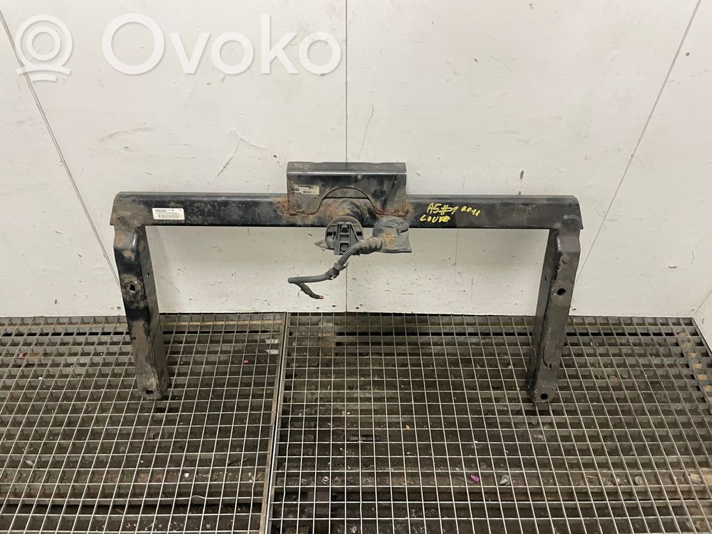 Audi A5 8T 8F Hak holowniczy / Komplet 