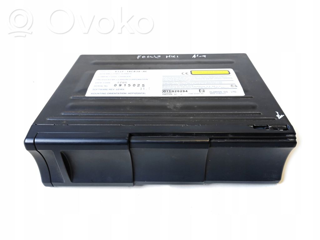 Ford Focus CD/DVD changer 