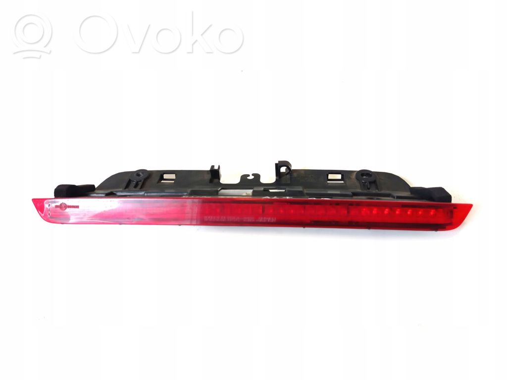 Mazda 323 F Third/center stoplight 
