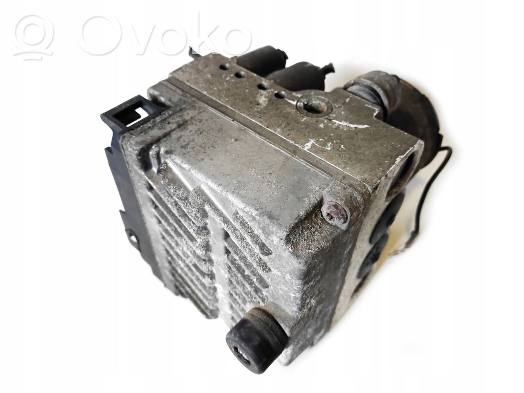 Volvo S40, V40 ABS-pumppu 