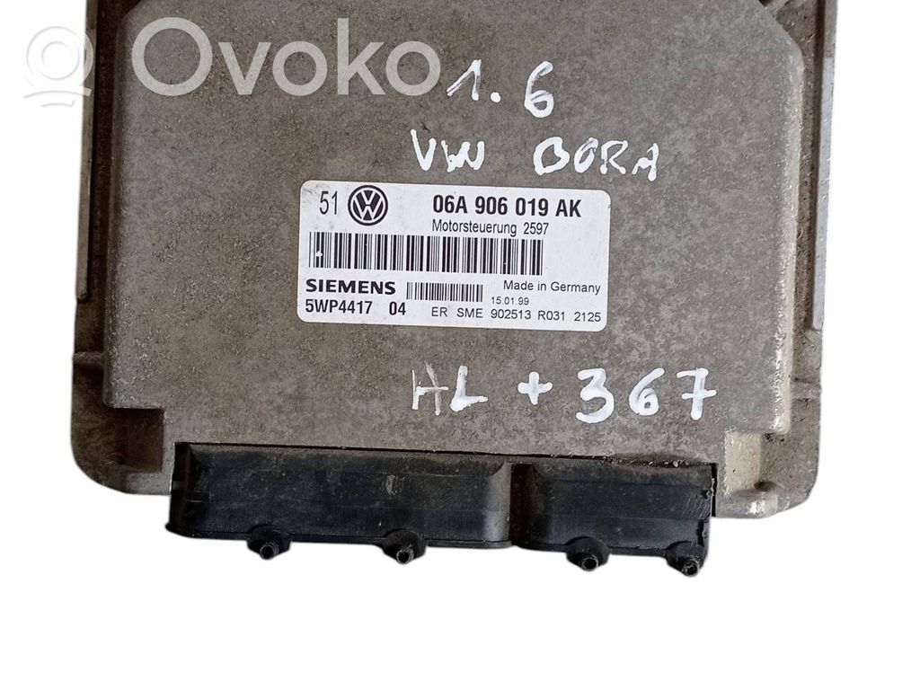 Engine control unit/module   06A906019AK,5WP441704
