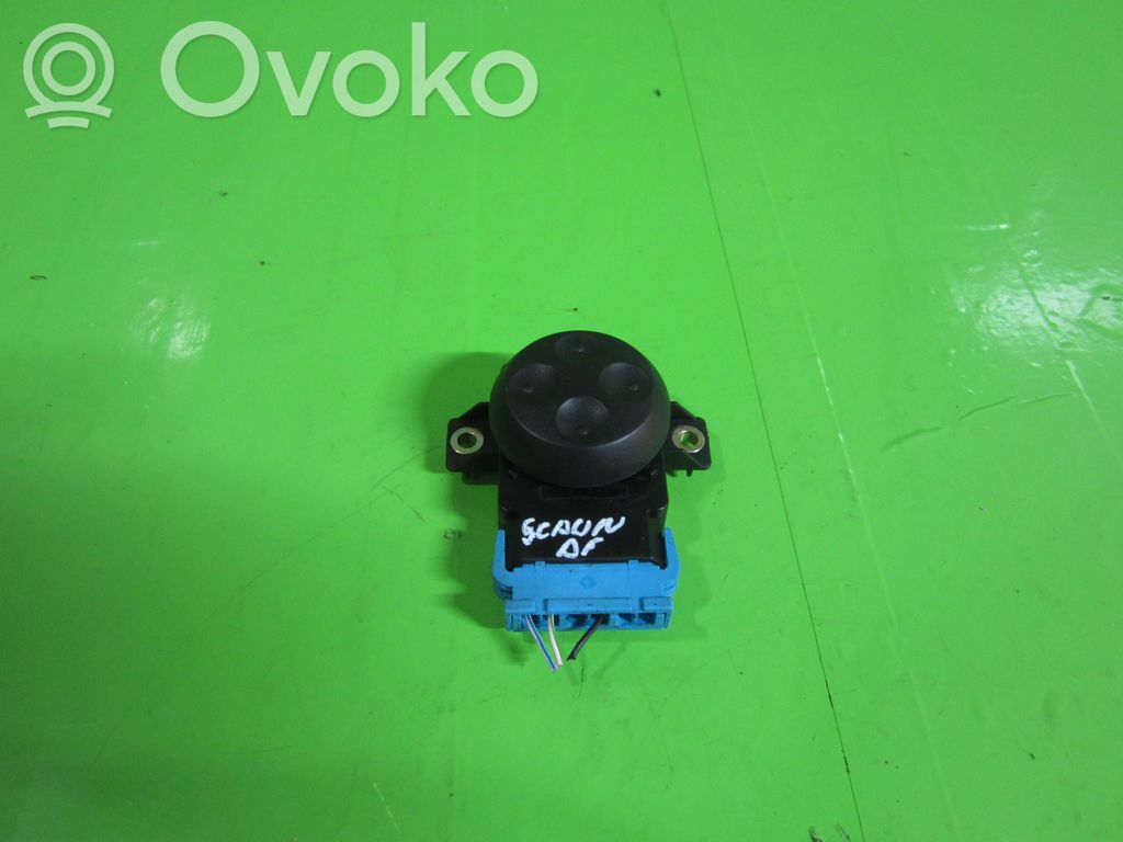 Skoda Octavia Mk2 (1Z) Przyciski sterowania fotela 