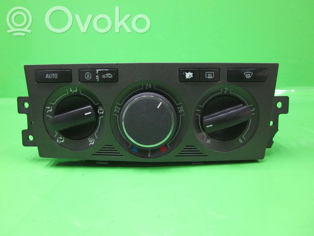Opel Antara Climate control unit 