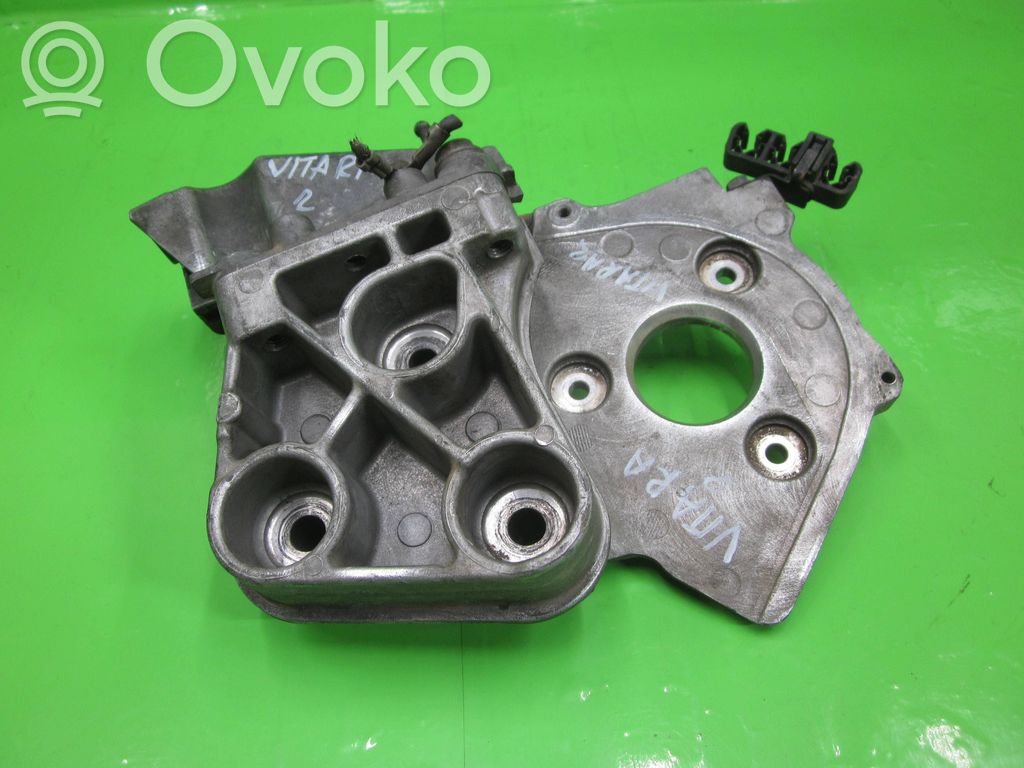 Suzuki Grand Vitara II Engine mounting bracket 