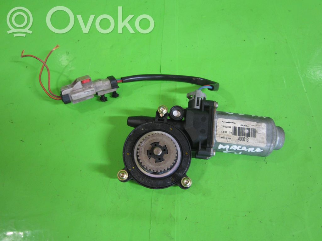 Jeep Cherokee III KJ Rear door window regulator motor 