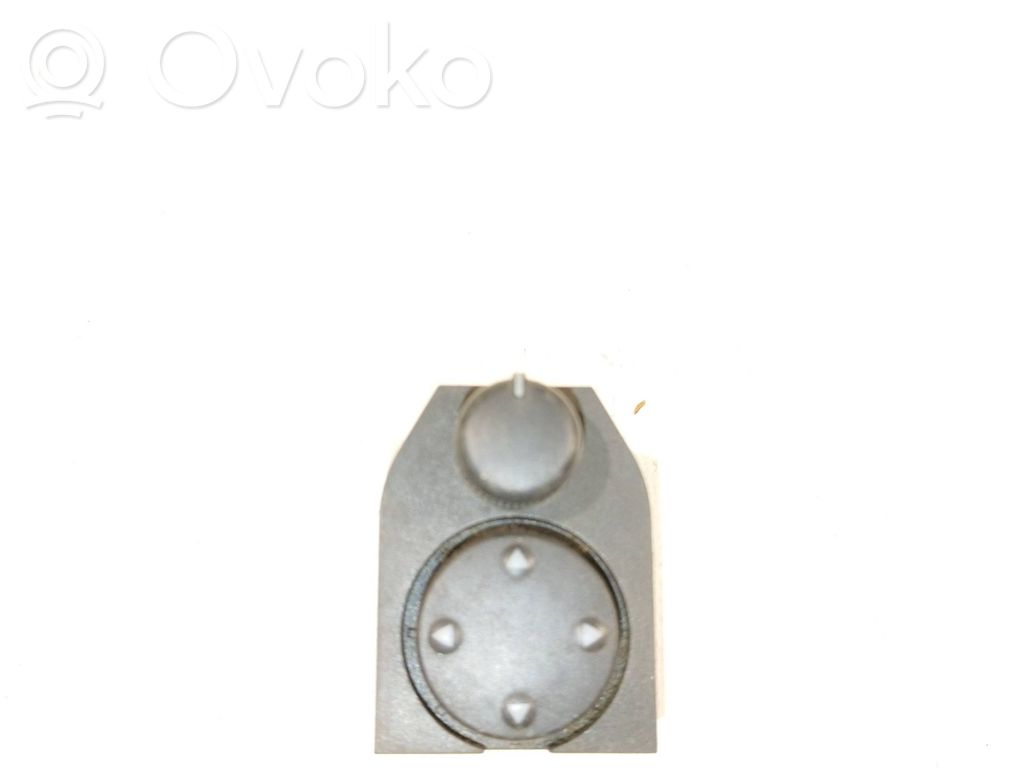 Interruptor del espejo lateral   8D0959565A