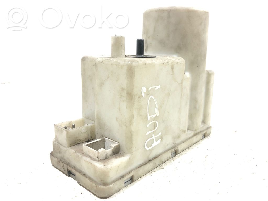 Audi 100 S4 C4 Vacuum pump 