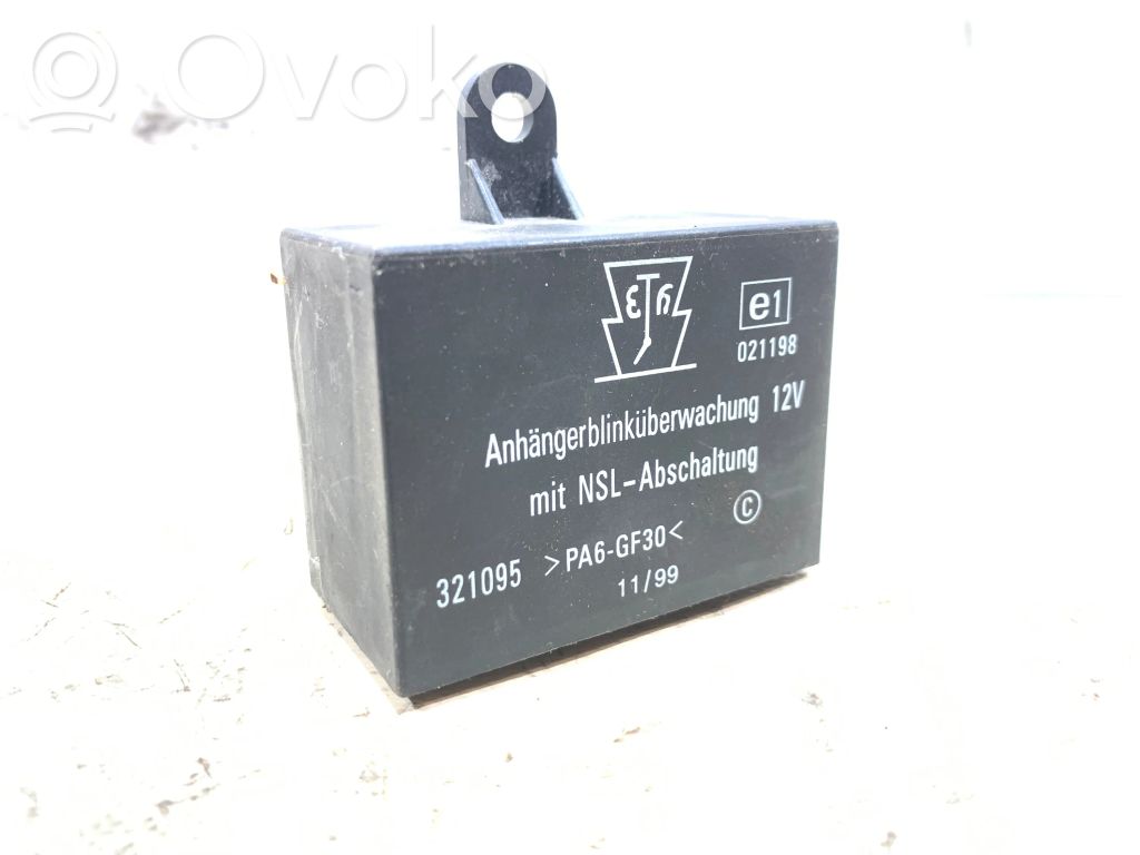 Volvo S80 Airbagsensor Crashsensor Drucksensor 