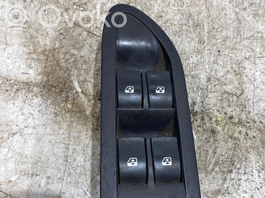 Electric window control switch   26515