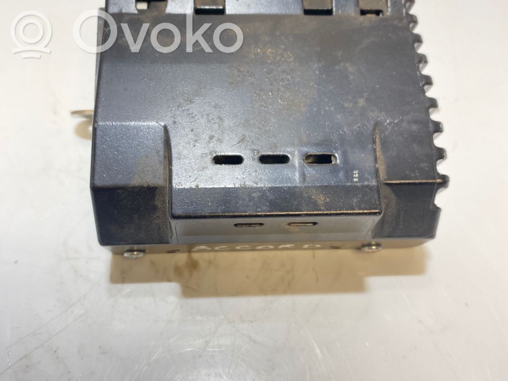 Honda Accord Garso stiprintuvas 