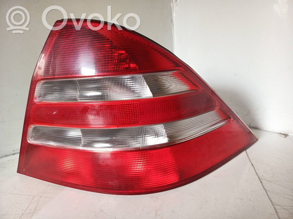 Mercedes-Benz S W220 Lampa tylna 